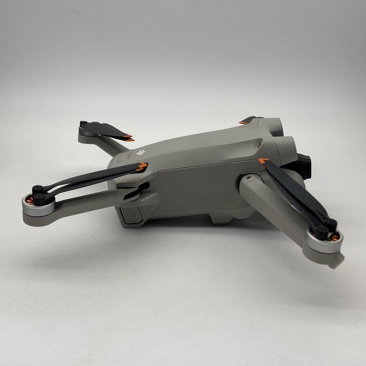 DJI Mini 3 Pro with Screen Remote Controller - Excellent (95% New)