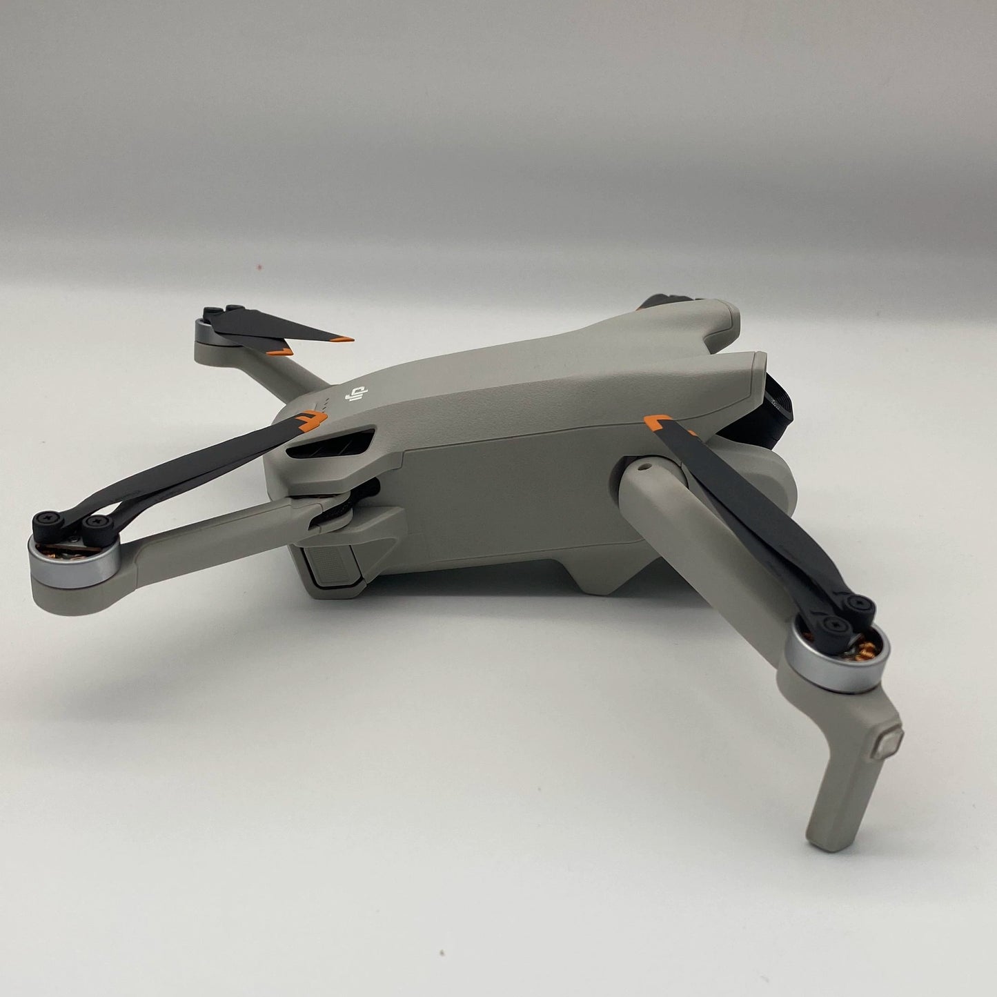 DJI Mini 3 with Screen Remote Controller - Very Good (90% New)