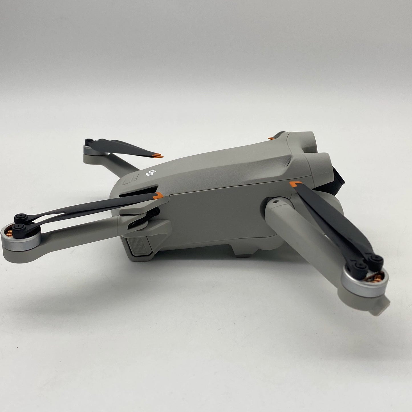 DJI Mini 3 Pro with Screen Remote Controller - Excellent (95% New)