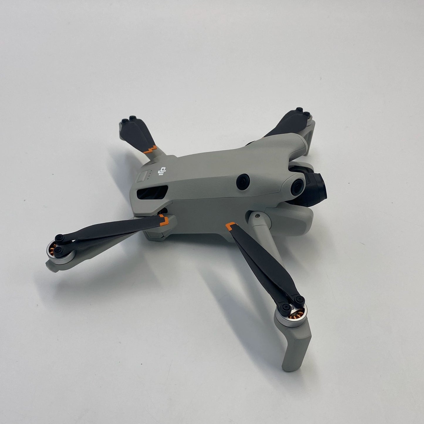 DJI Mini 4 Pro with Screen Remote Fly More Combo and Module - Excellent (95% New)