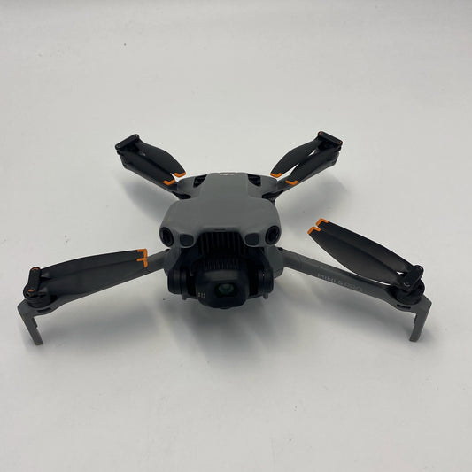 DJI Mini 5 Pro Fly More Combo (DJI RC 2) - Like New (99%)