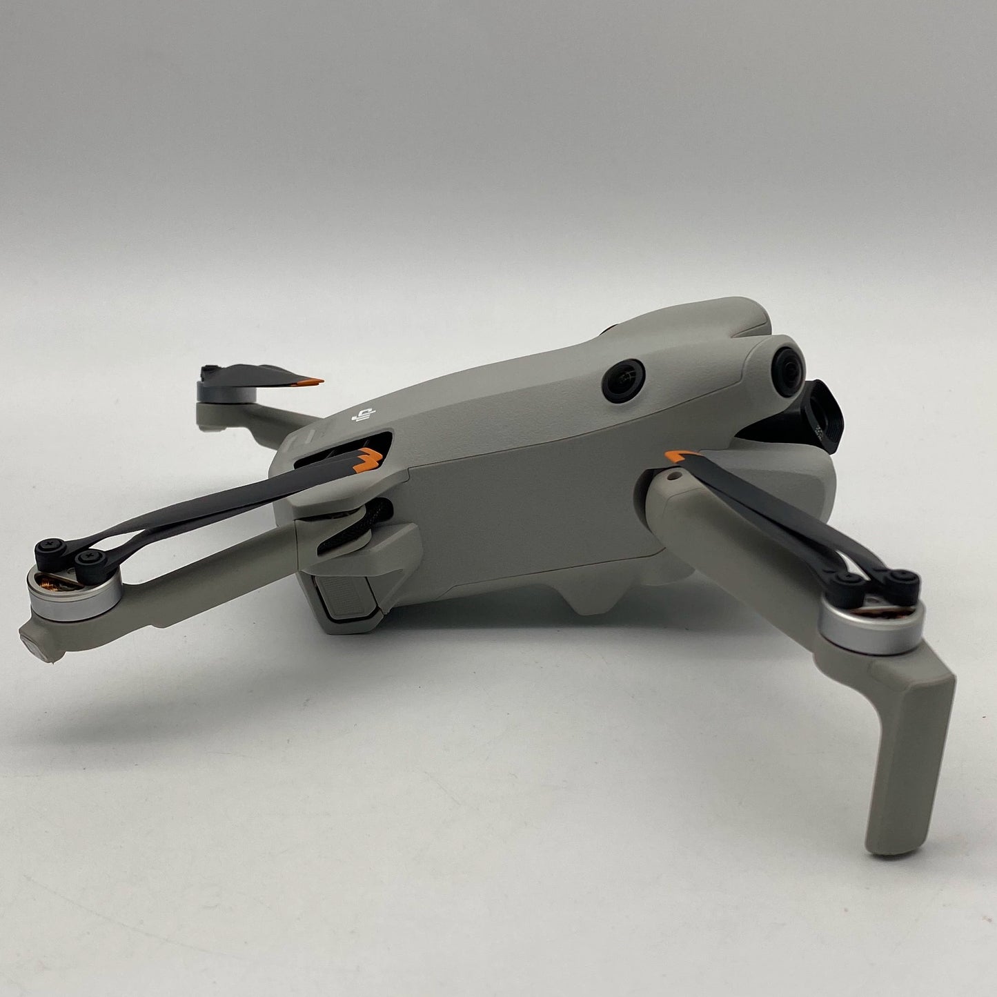 DJI Mini 4 Pro with Screen Remote Controller - Excellent (95% New)