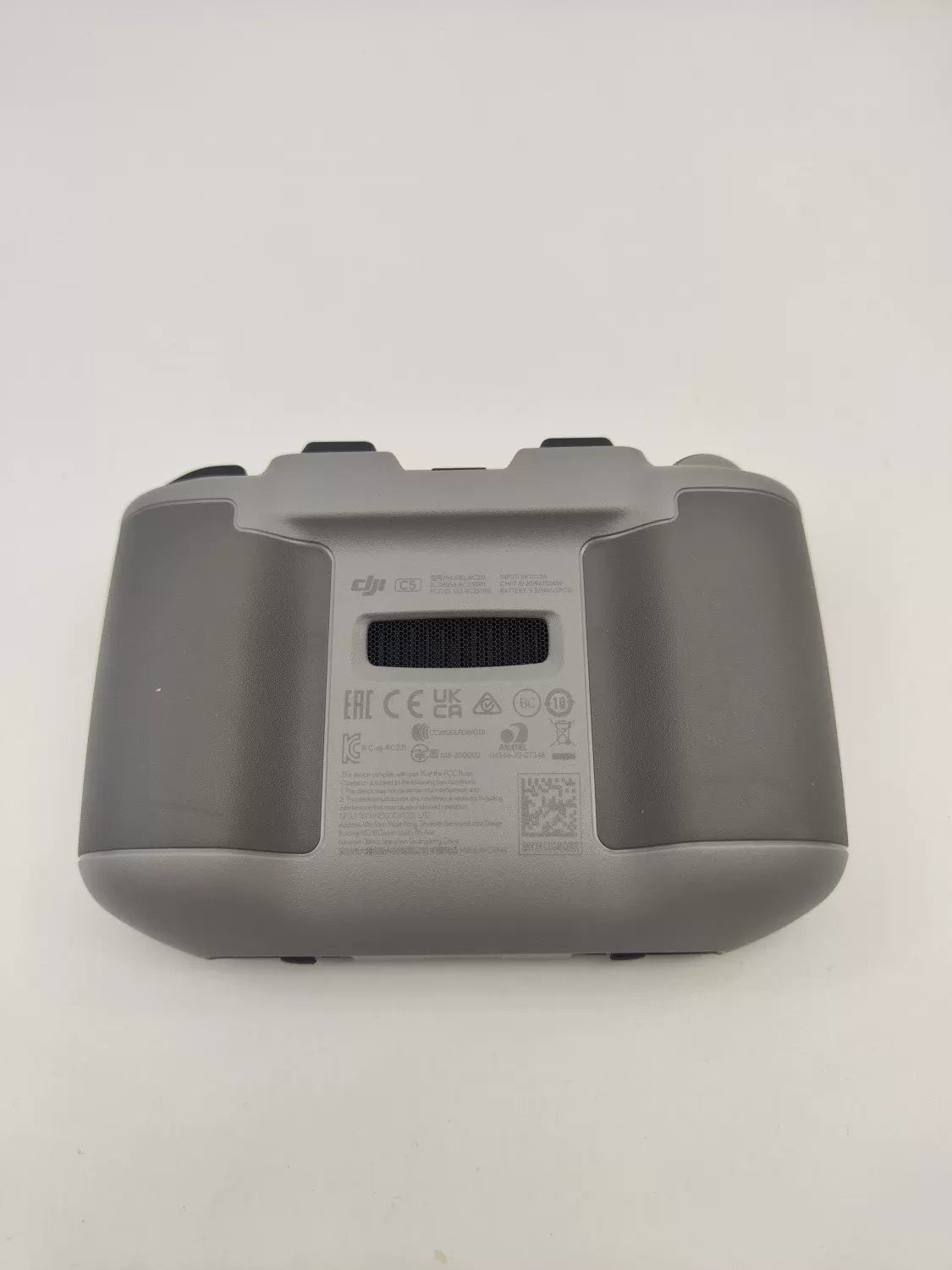 99% New (Mint) DJI air2s Fly More Combo