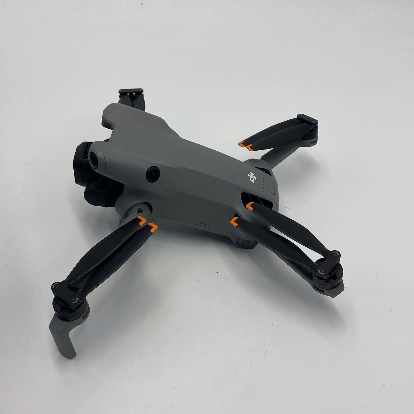 DJI Mini 5 Pro Fly More Combo (DJI RC 2) - Like New (99%)