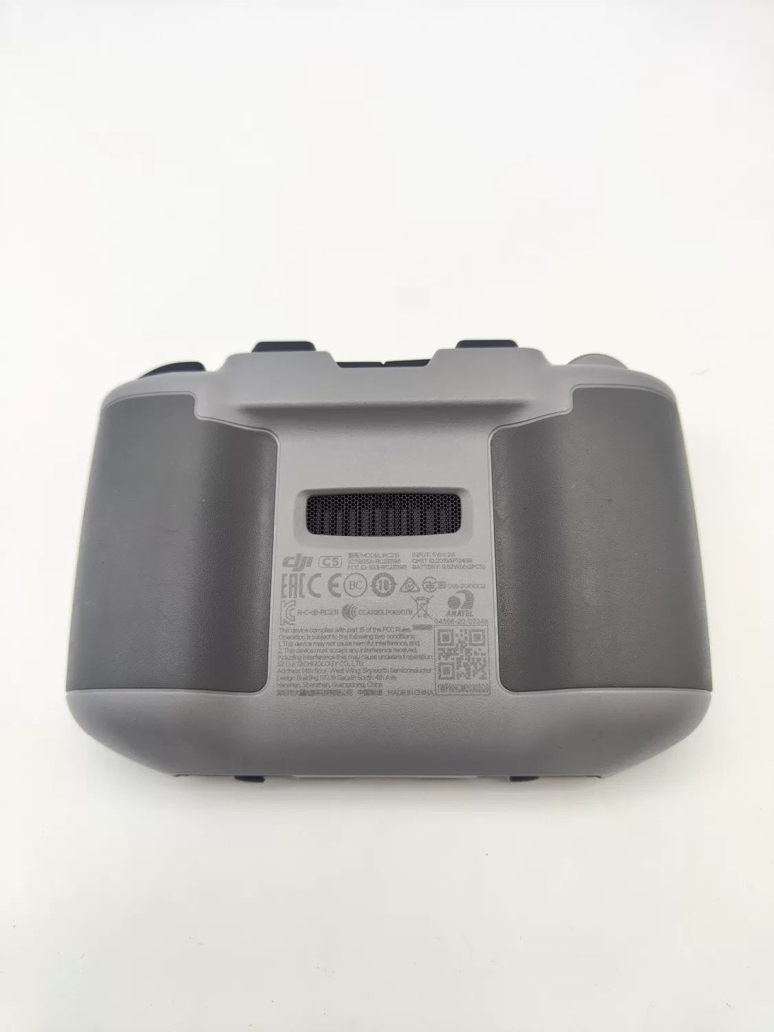 99% New (Mint) DJI air2 Fly More Combo