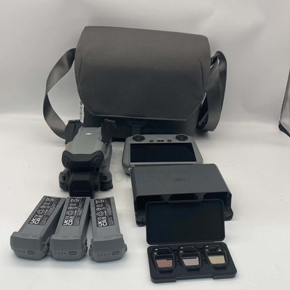 DJI Air 3S Fly More Combo مع جهاز تحكم عن بعد بشاشة - ممتاز (95% جديد)