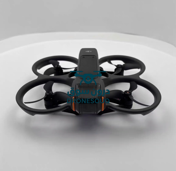 DJI Avata 2 (طائرة بدون طيار فقط)، طائرة بدون طيار FPV مزودة بكاميرا 4K، تجربة طيران غامرة، واقي مروحة مدمج، سهولة القلاب/اللف، مجال رؤية واسع للغاية 155 درجة، متوافقة مع RC Motion 3، متوافقة مع معرف جهاز التحكم عن بعد FAA 