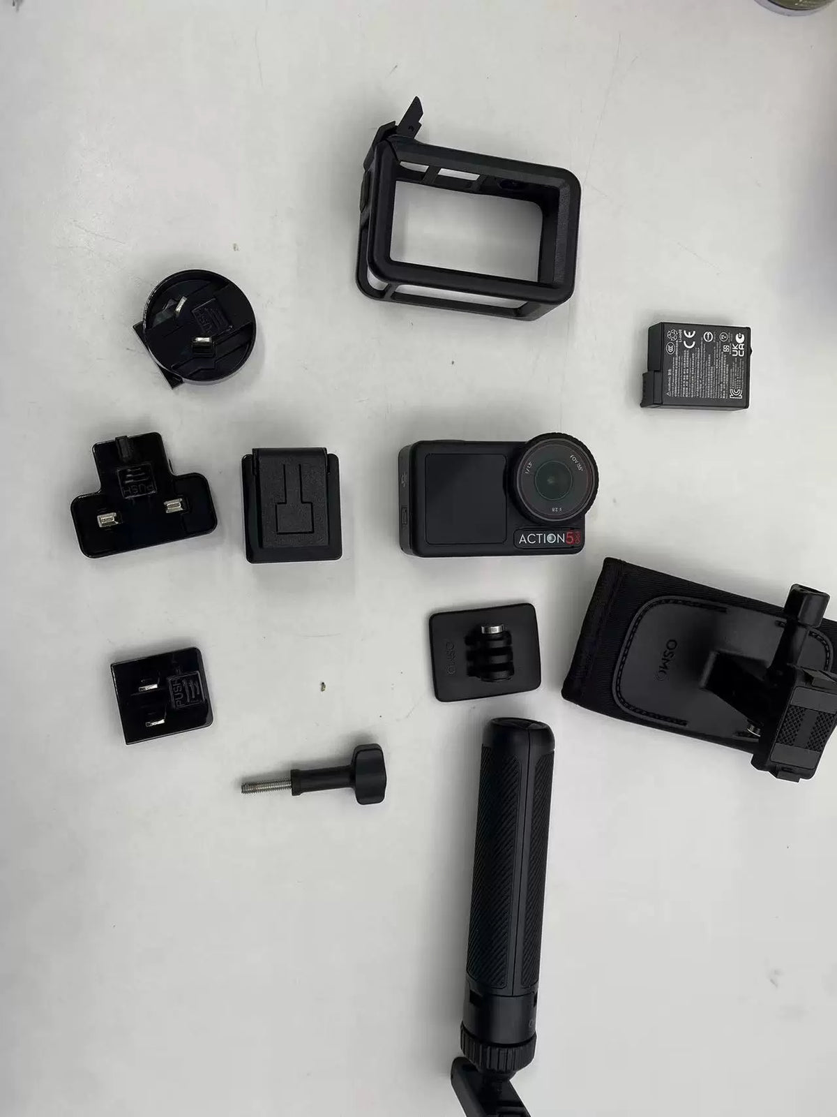 99% New (Mint) DJI Osmo Action 5 Pro – photo 1