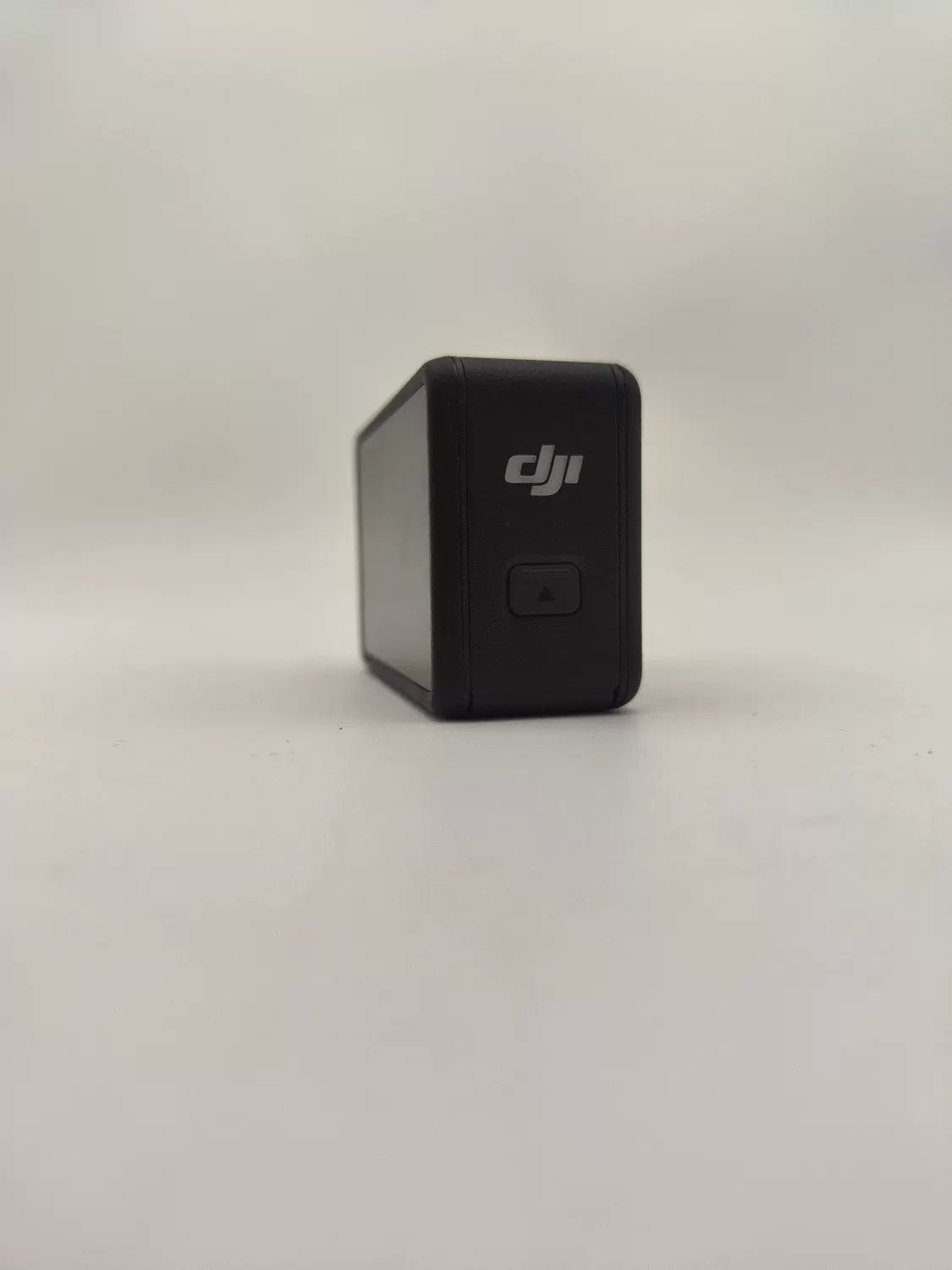99% New (Mint) DJI Action4 All-in-1 Combo