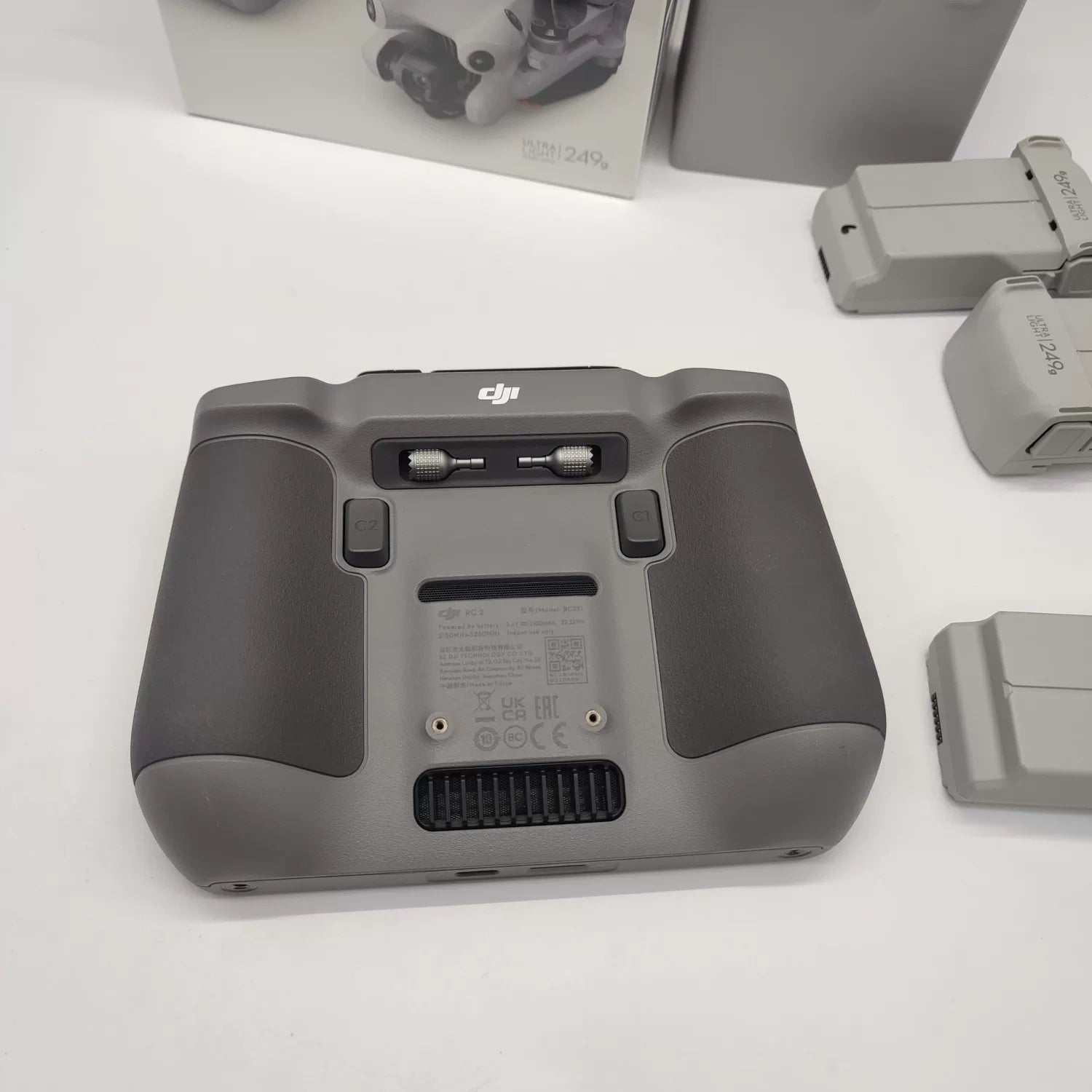 Near-New Unopened Mini 4 Pro Screen Remote Fly More Combo with DJI Care Refresh