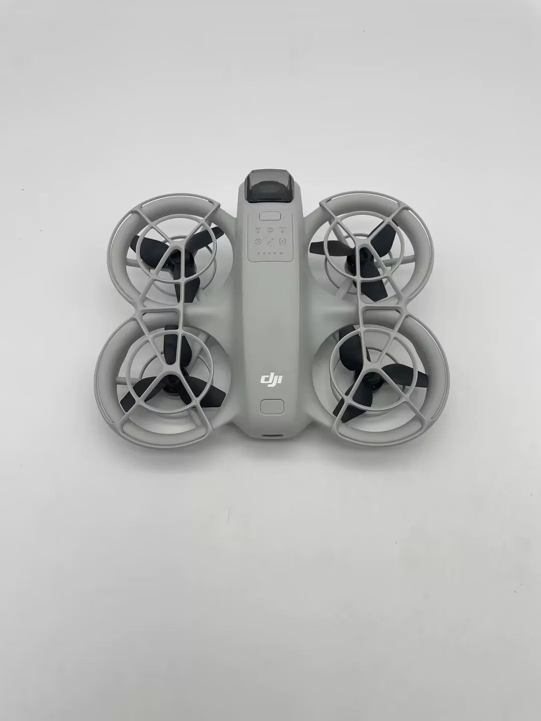 99% New (Mint) DJI Neo Fly More Combo (3 Batteries)