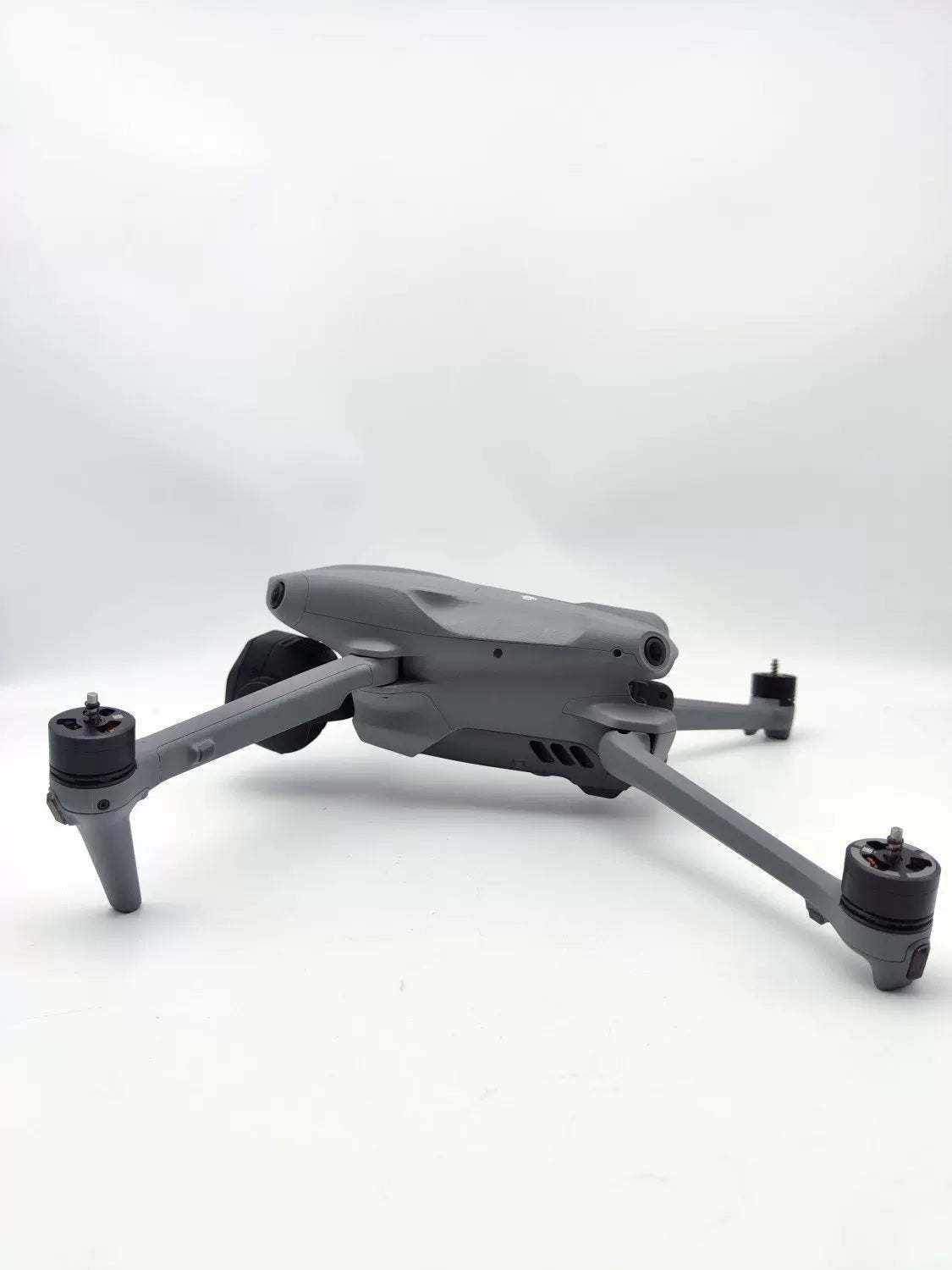 99% New (Mint) DJI air3s with Screen Fly More Combo with 2-Year DJI Care Refresh