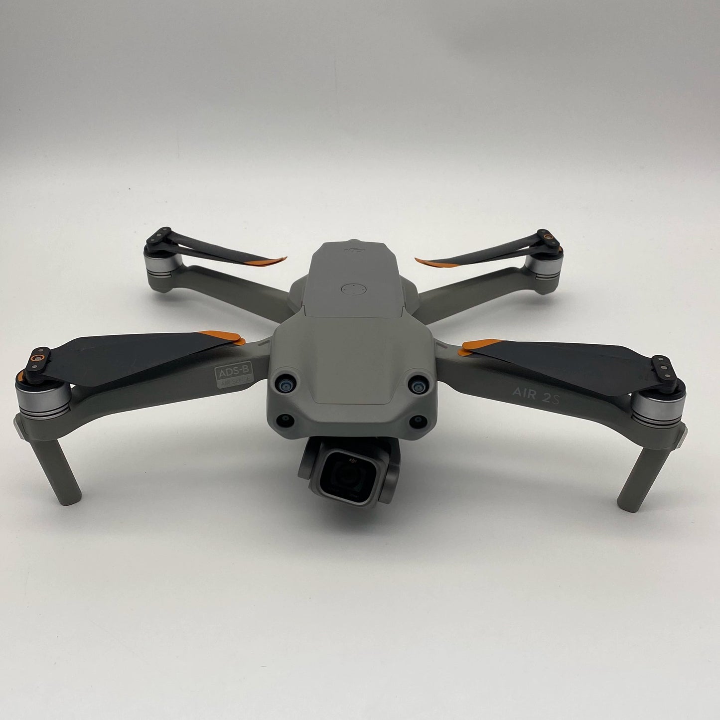 DJI Air 2S Fly More Combo - ممتاز (جديد بنسبة 95%)
