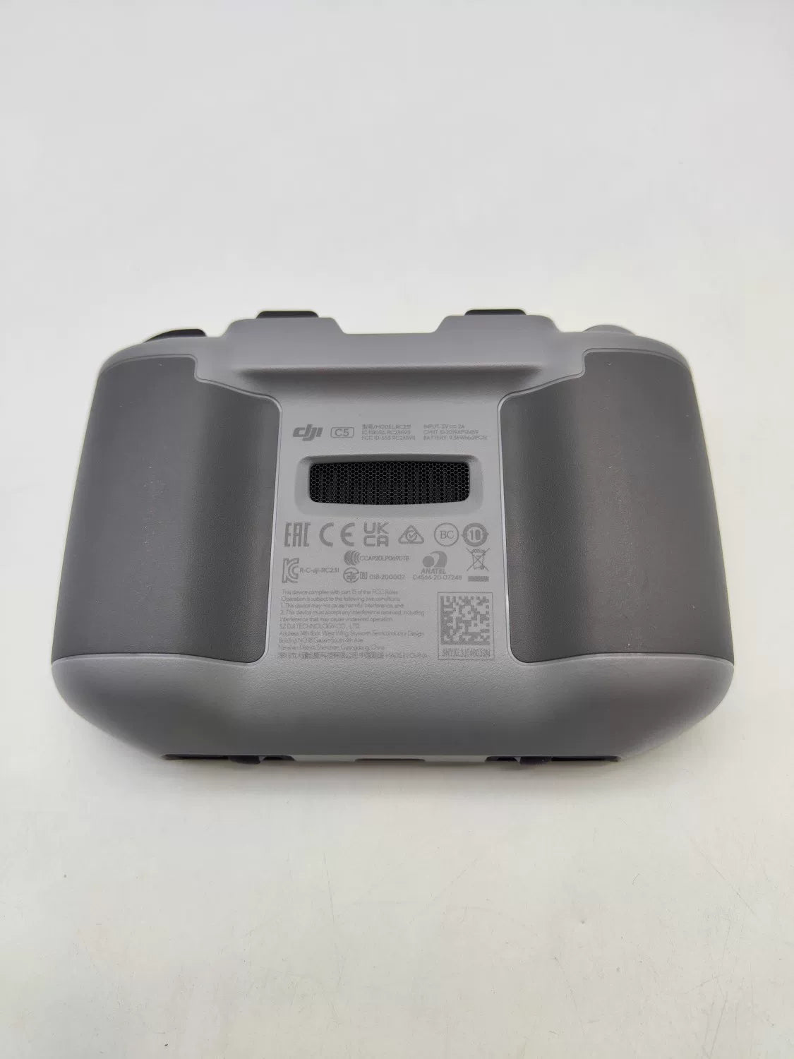 99% New (Mint) DJI air2s Fly More Combo