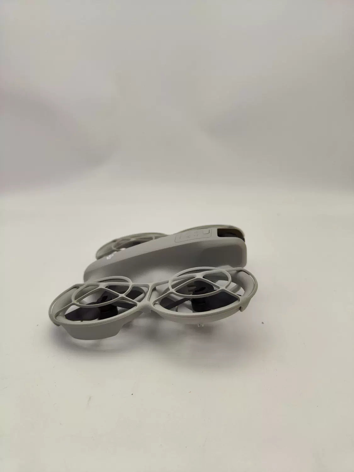 99% New (Mint) DJI neo Fly More Combo with DJI Care Refresh