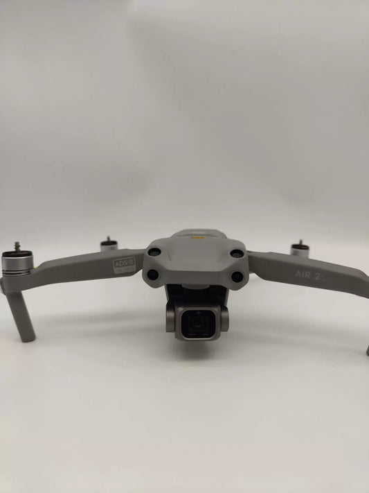 95% New (Like New) DJI air2s Fly More Combo with DJI Care Refresh