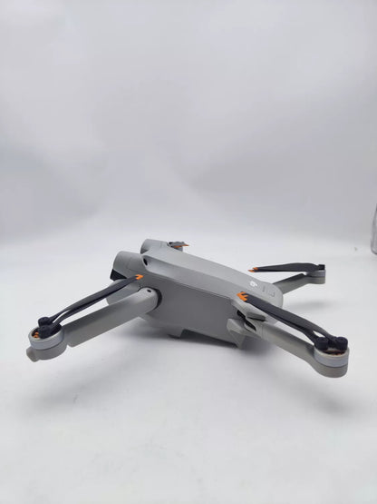 95% New (Like New) DJI mini3pro with Screen, Extended Battery Fly More Combo