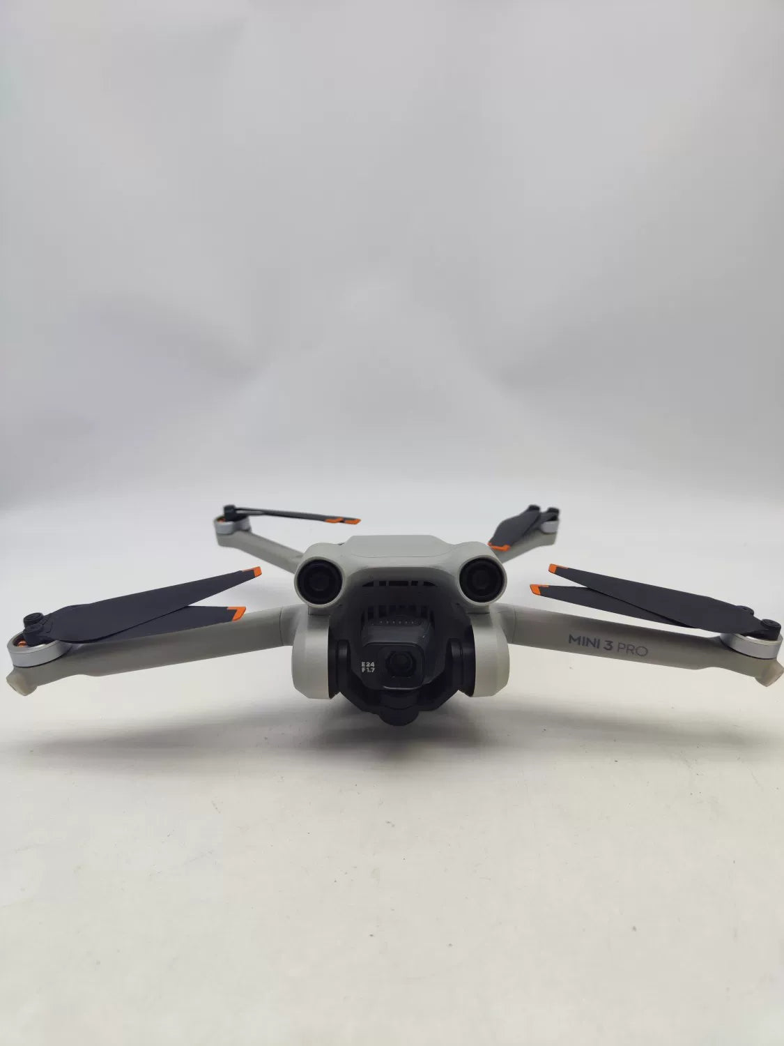 99% New (Mint) DJI mini3pro with Screen, Extended Battery Fly More Combo