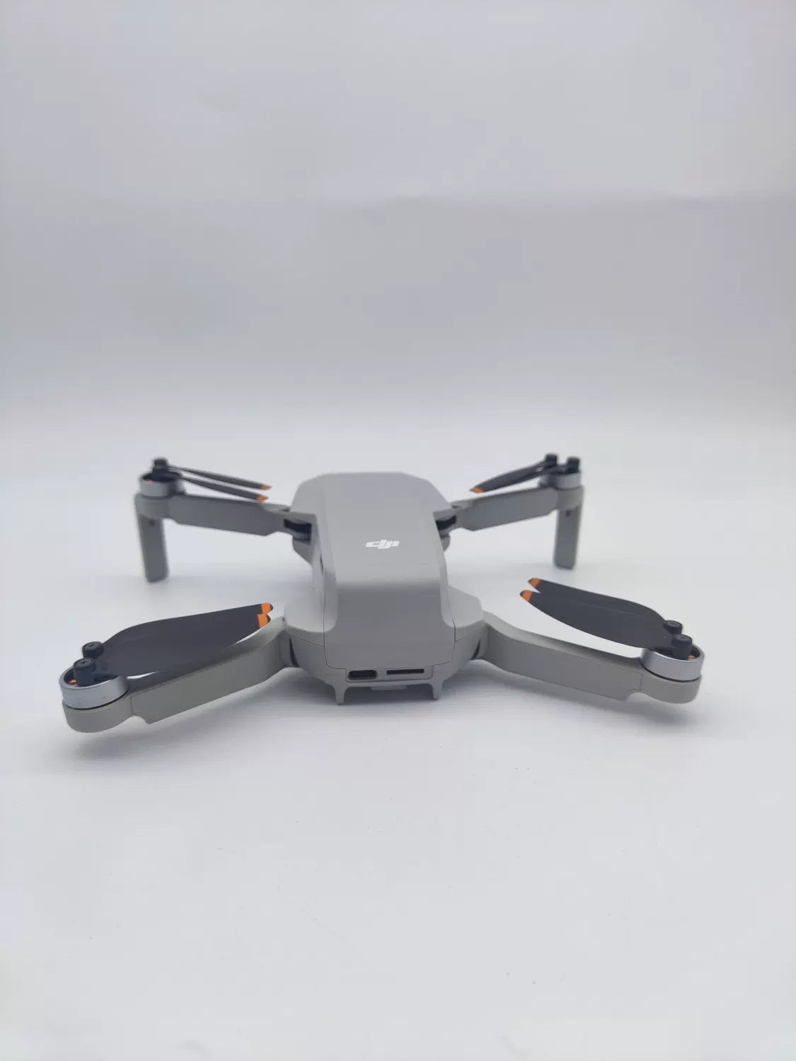 95% New (Like New) DJI mini se Standard Combo
