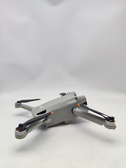 95% New (Like New) DJI mini3pro Extended Battery Fly More Combo