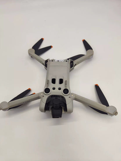 95% New (Like New) DJI mini3pro with Screen Fly More Combo