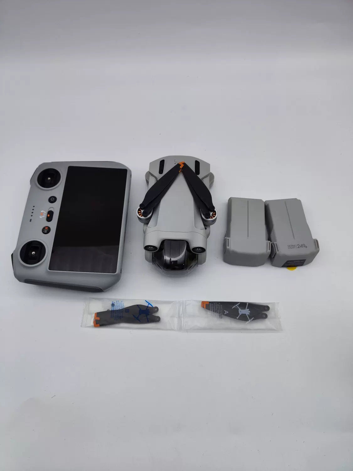 99% New (Mint) DJI Mini3pro with Screen Combo Dual Battery