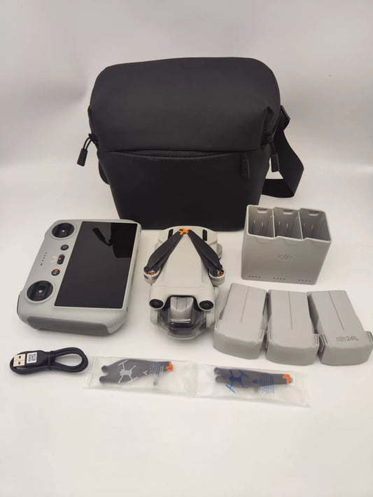 99% New (Mint) DJI mini3pro with Screen, Extended Battery Fly More Combo