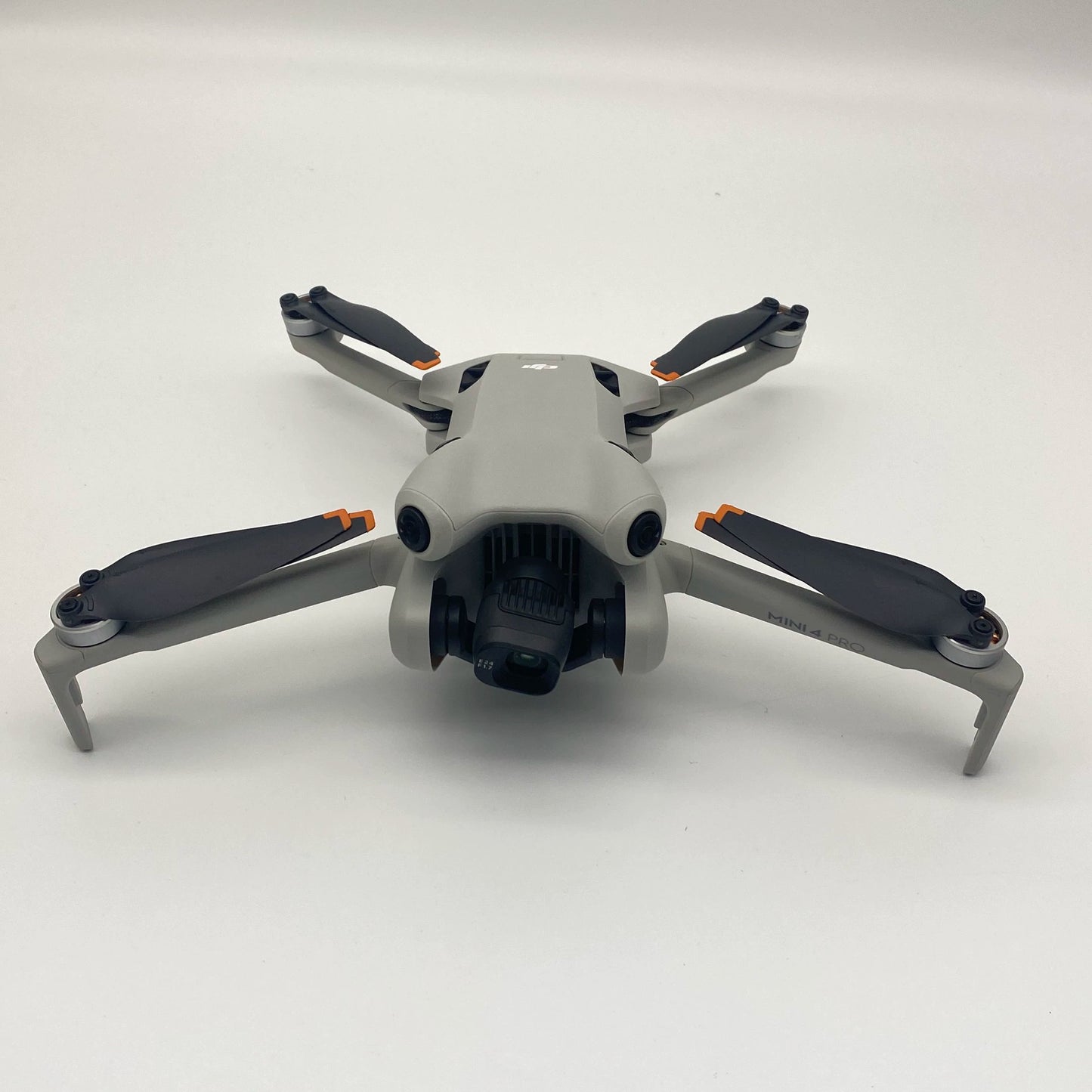 DJI Mini 4 Pro with Screen Remote and 4G Module - Excellent (95% New)