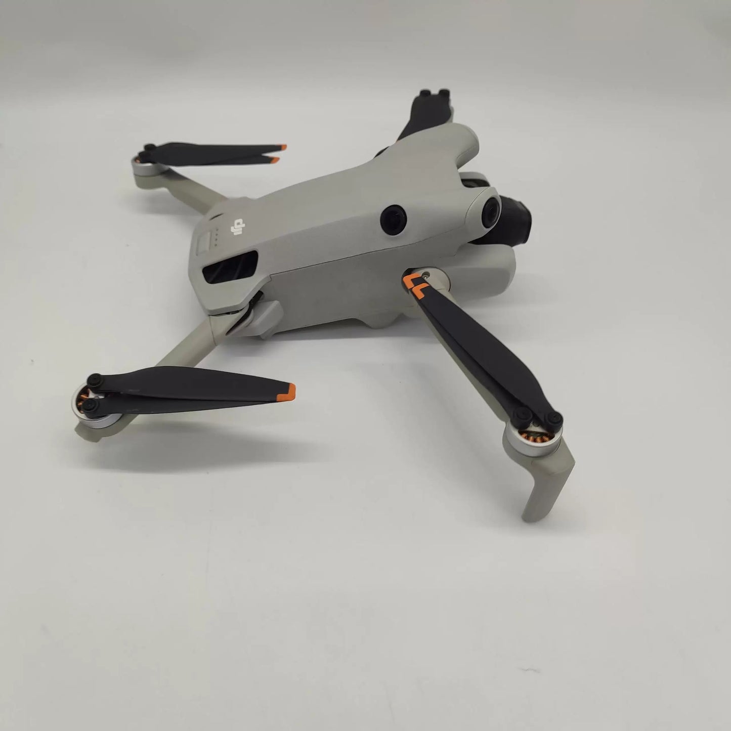 95% New (Like New) Mini 4 Pro with 2 -Gen RC Screen Remote