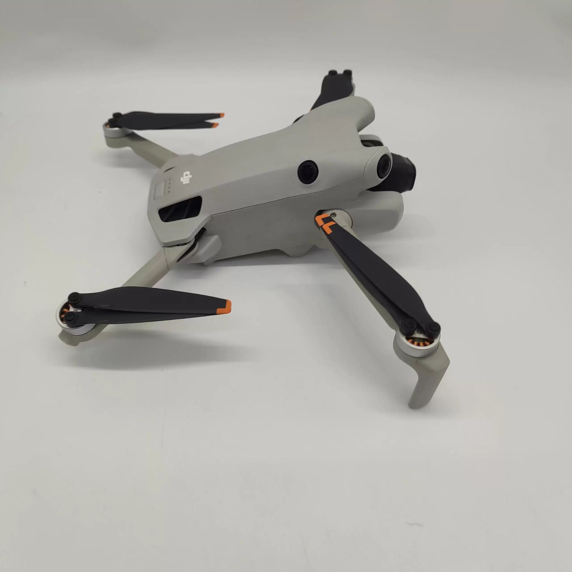 95% New (Like New) Mini 4 Pro with 2 -Gen RC Screen Remote