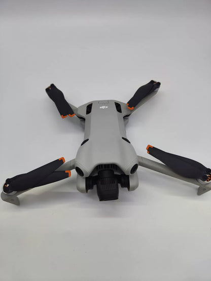 95% New (Like New) DJI mini4pro with Screen Fly More Combo with DJI Care Refresh
