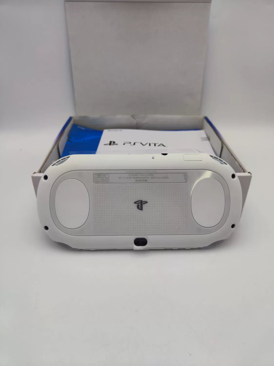 95% New (Like New) Sony PSV2000 Glacier White