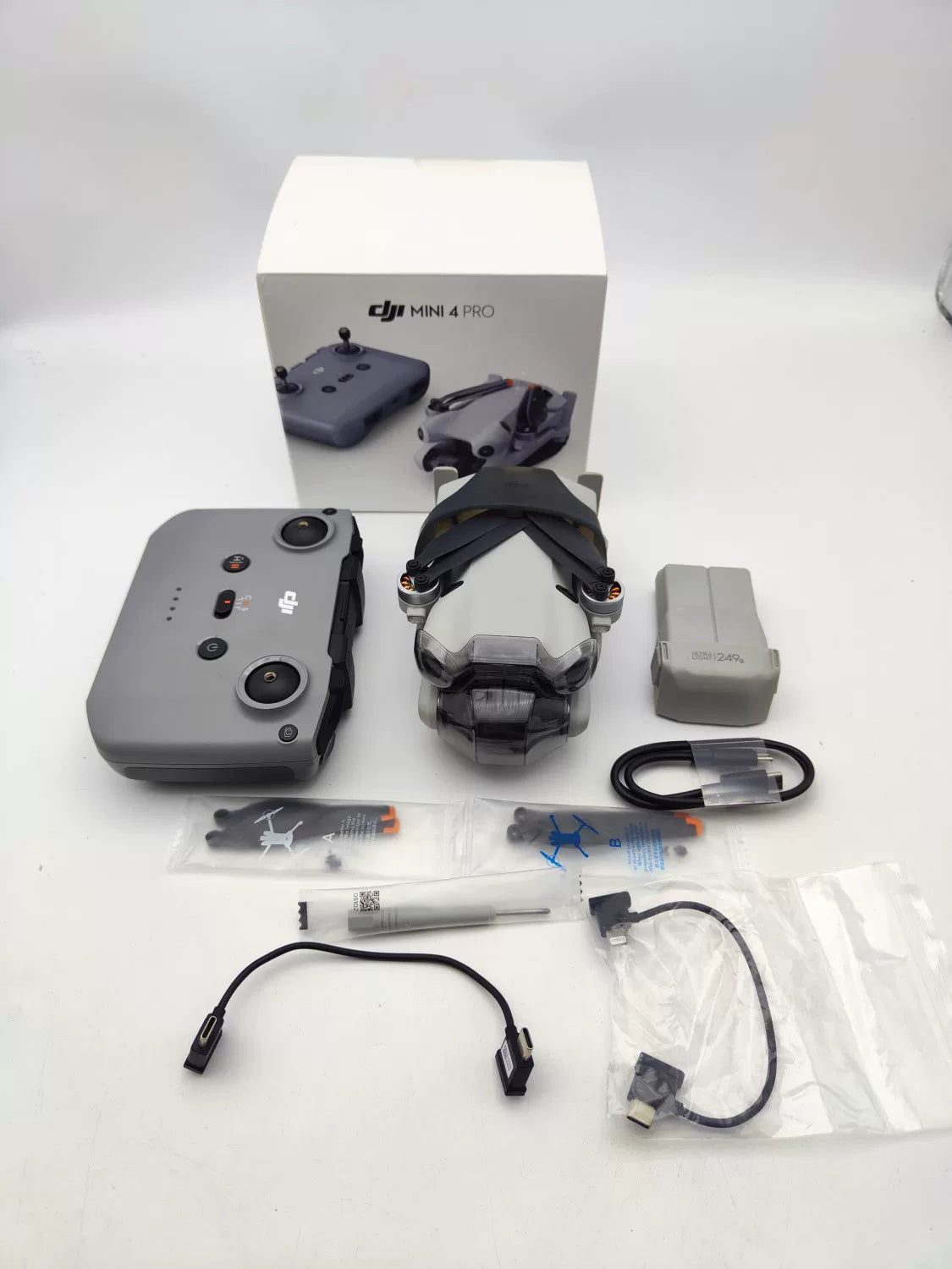 99% New (Mint) DJI mini4pro Standard Remote Standard Combo