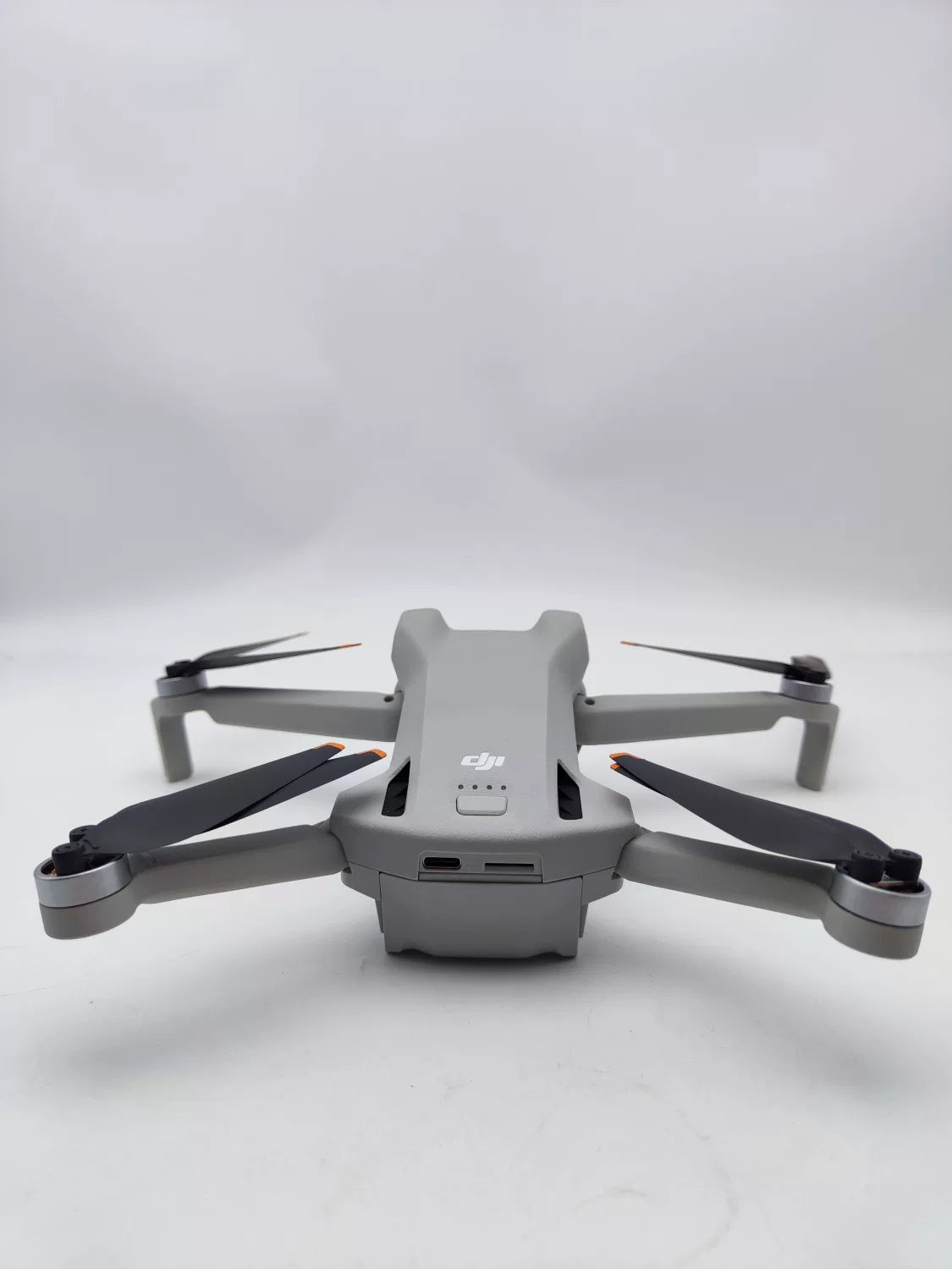 95% New (Like New) DJI mini3 Standard Edition with DJI Care Refresh Dual Battery