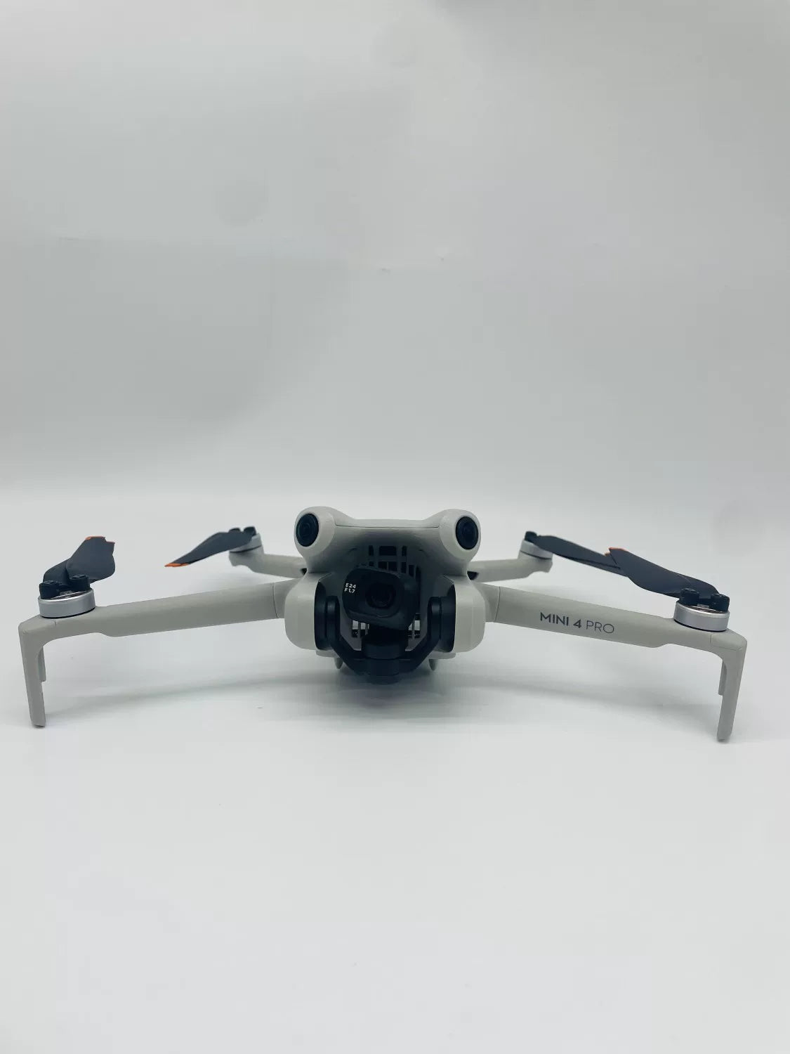 99% New (Mint) DJI Mini 4 Pro with Screen, Extended Battery Combo with DJI Care Refresh