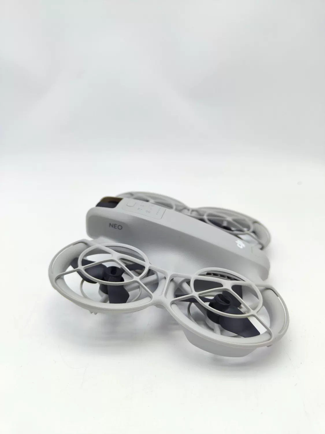 99% New (Mint) DJI neo Fly More Combo with 2-Year DJI Care Refresh