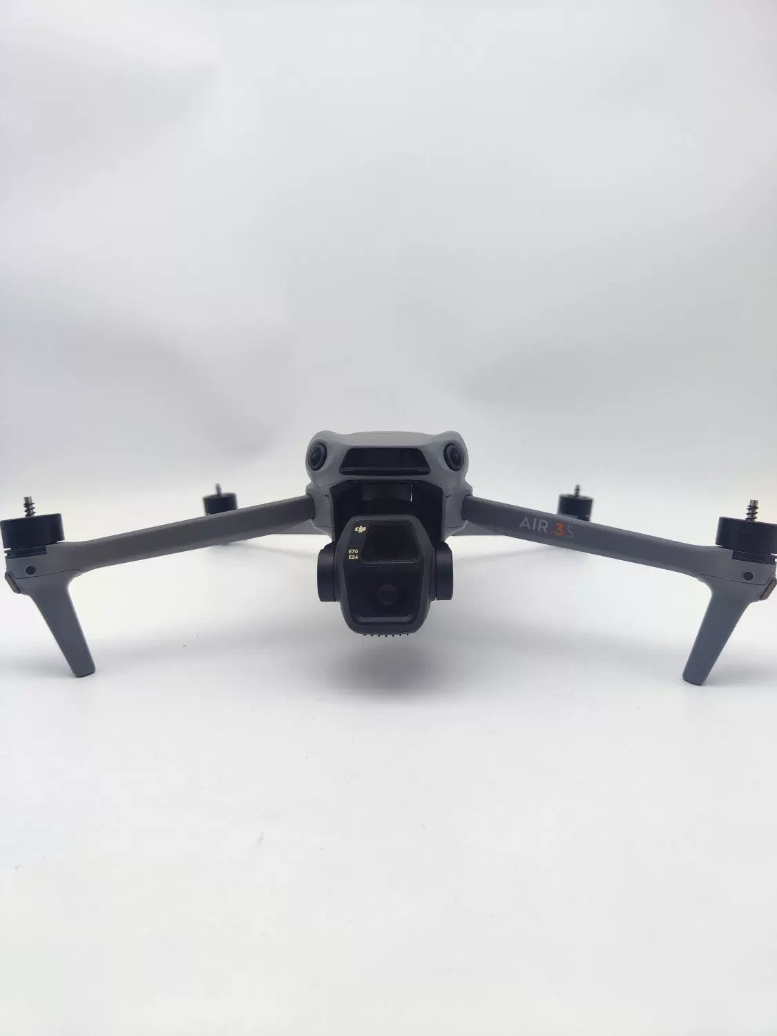 99% New (Mint) DJI air3s with Screen Fly More Combo