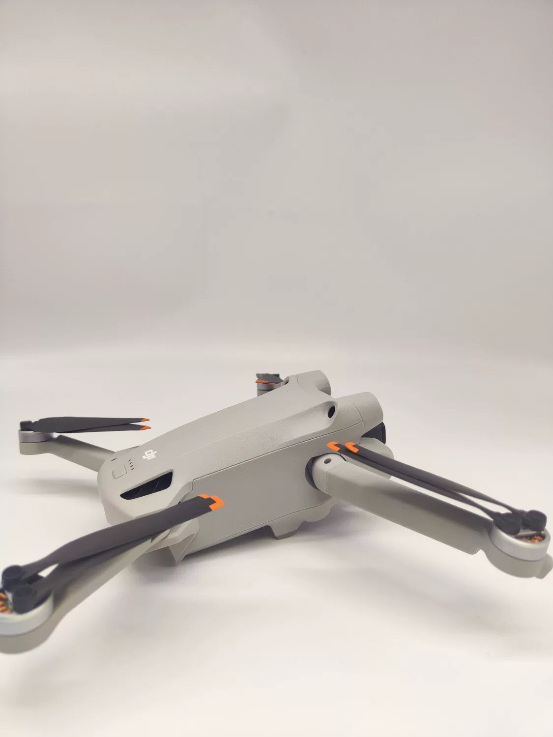 99% New (Mint) DJI mini3pro Fly More Combo