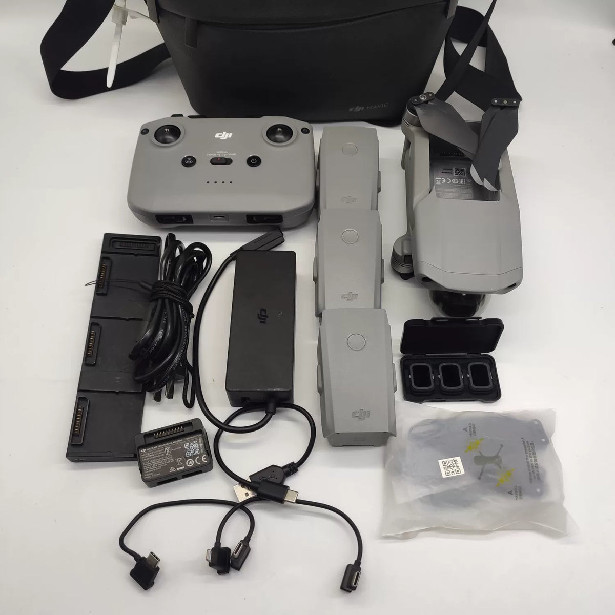 95% New (Like New) DJI Air 2 Fly More Combo Triple Battery