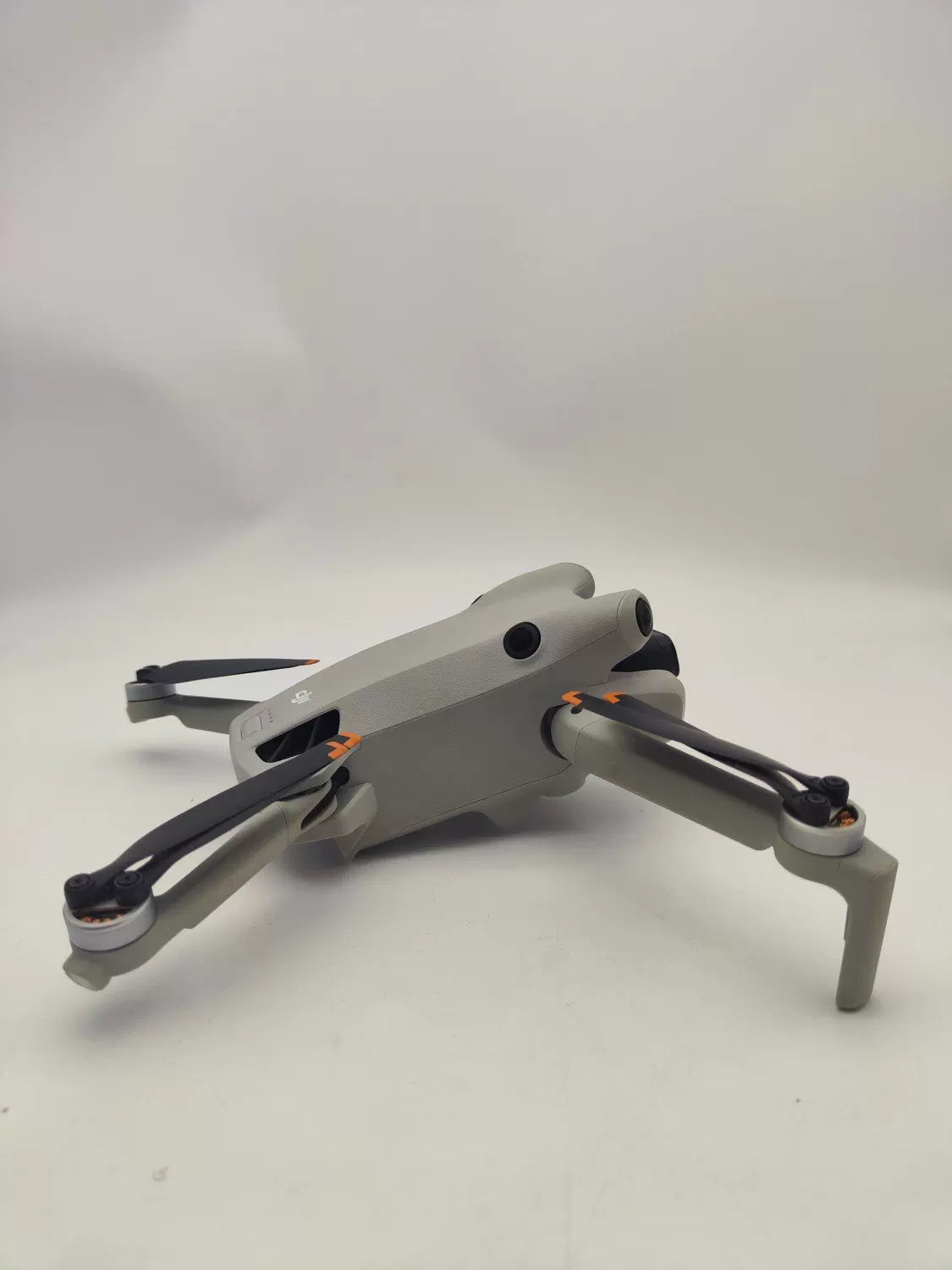 95% New (Like New) DJI Mini4pro Fly More Combo