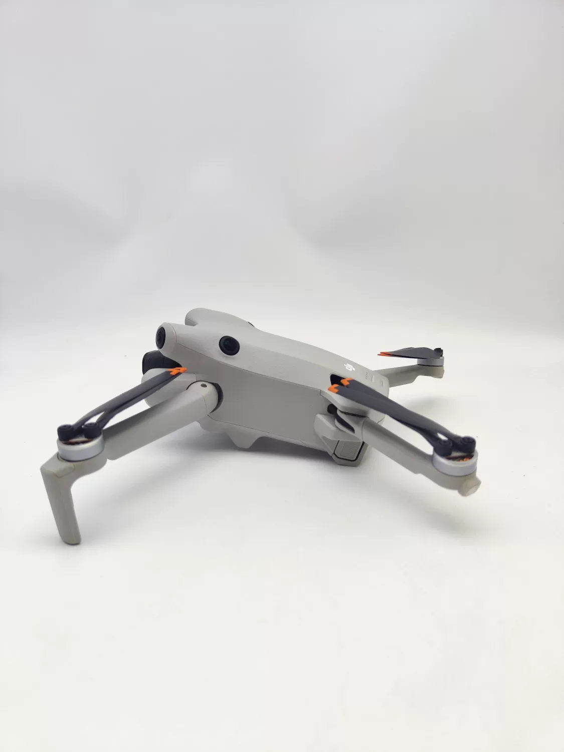 95% New (Like New) DJI mini4pro Fly More Combo