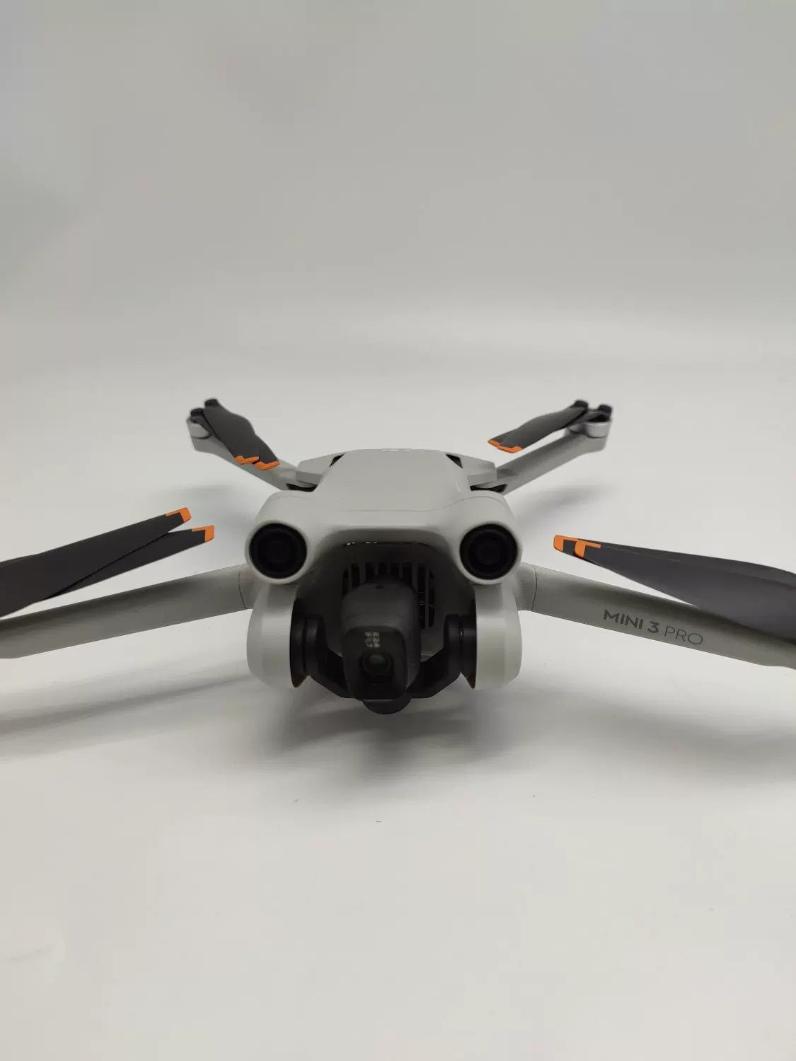 DJI Mini 3 pro with Screen Fly More Combo