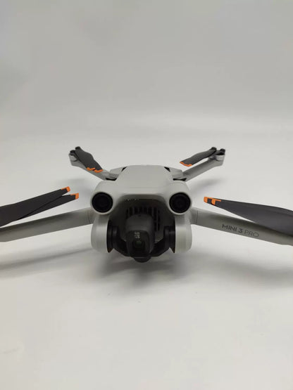DJI Mini 3 pro with Screen Fly More Combo