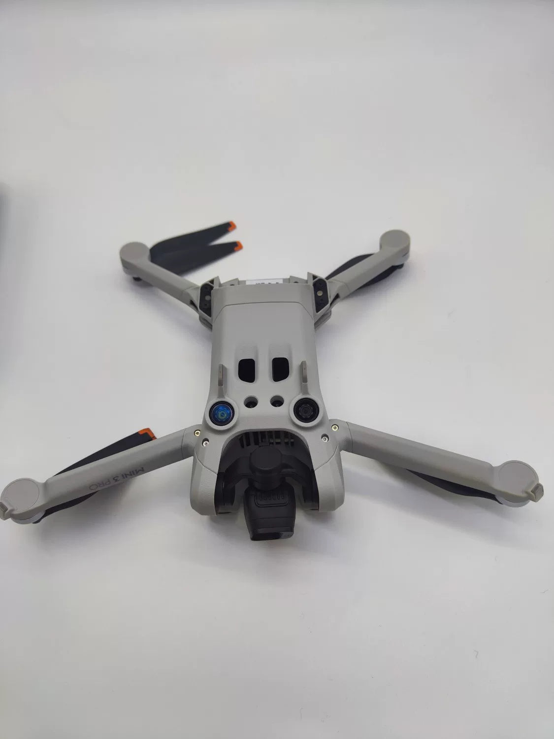99% New (Mint) DJI mini3pro with Screen, Extended Battery Fly More Combo