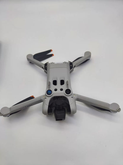 99% New (Mint) DJI mini3pro with Screen, Extended Battery Fly More Combo