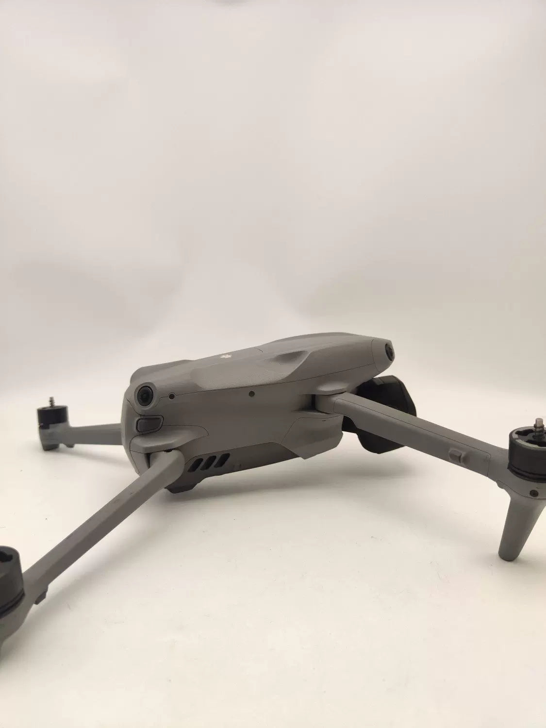 95% New (Like New) DJI air3s with Screen Fly More Combo with 2-Year DJI Care Refresh