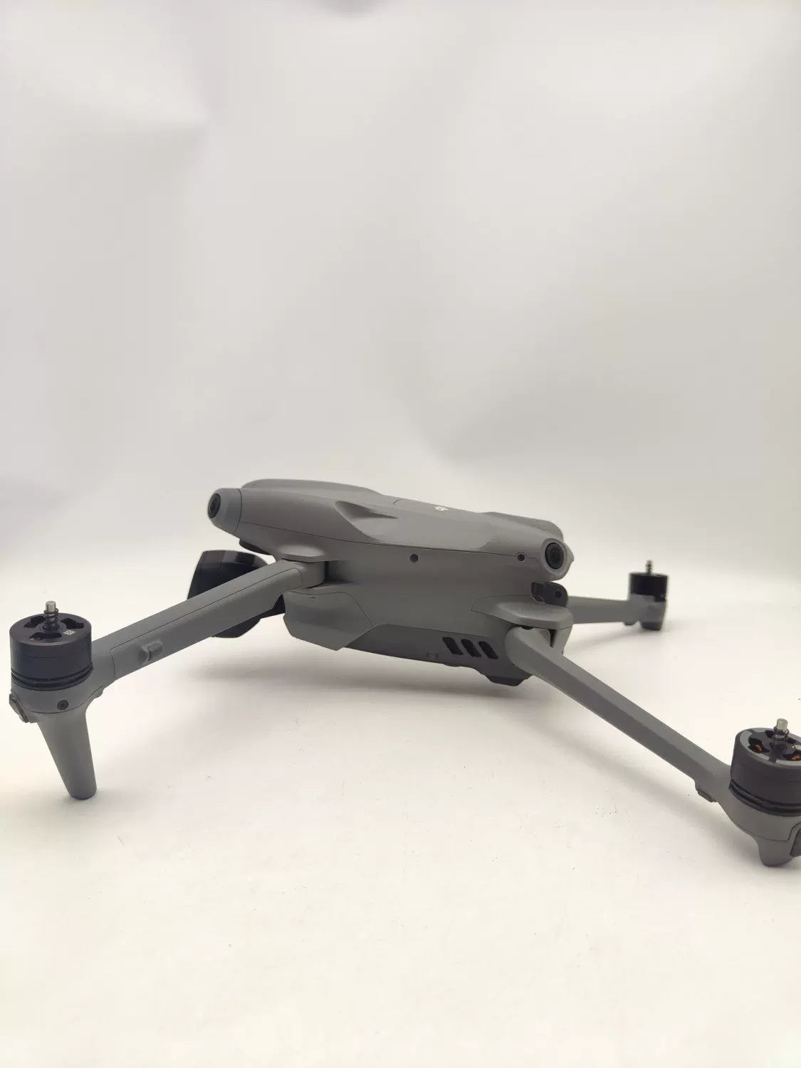 99% New (Mint) DJI air3 with Screen Fly More Combo with DJI Care Refresh