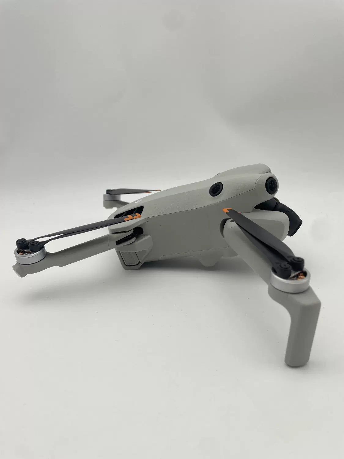 95% New (Like New) DJI Mini 4 pro with Screen, Extended Battery Fly More Combo with 2-Year