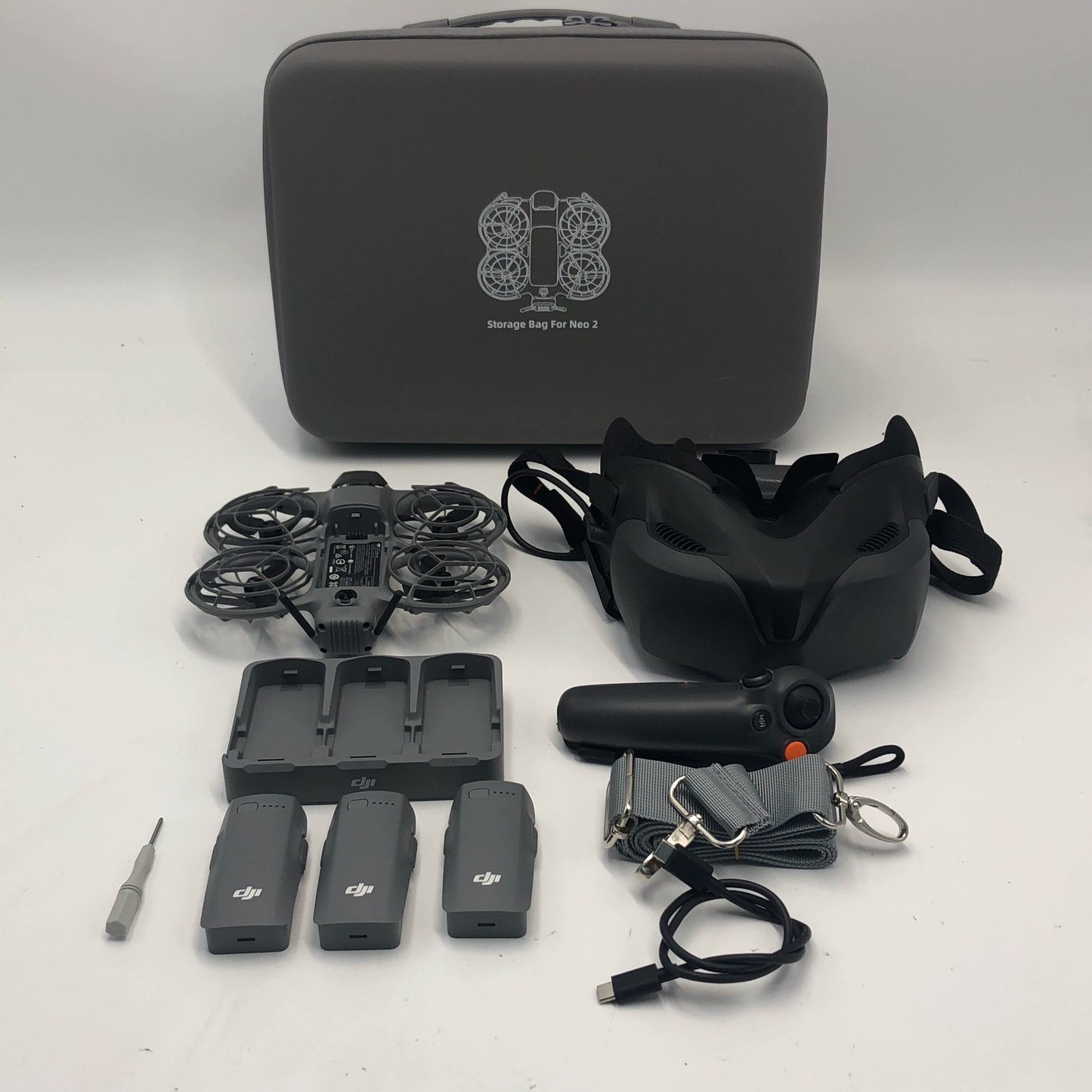 DJI Neo 2 Fly More Combo with Care Refresh - Excellent (95% New)