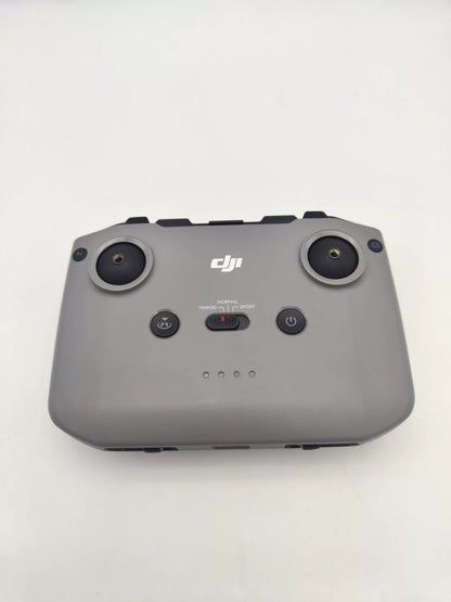 95% New (Like New) DJI air2 Fly More Combo